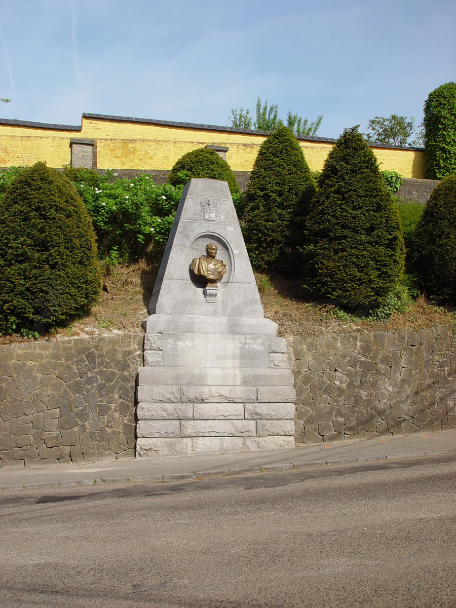 Monument du Lieutenant général Comte Albert Goblet d’Alviella